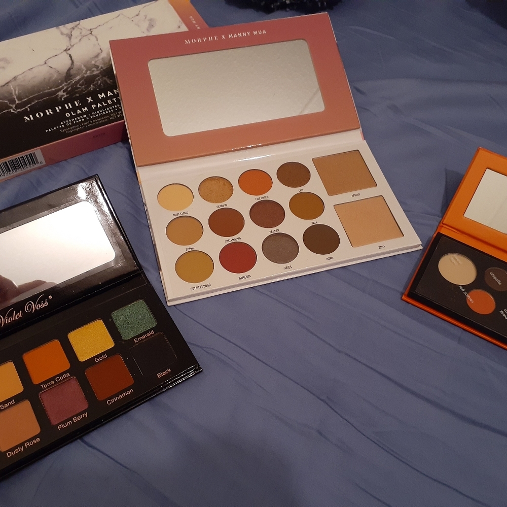 Makeup - Picture 2 of 7
